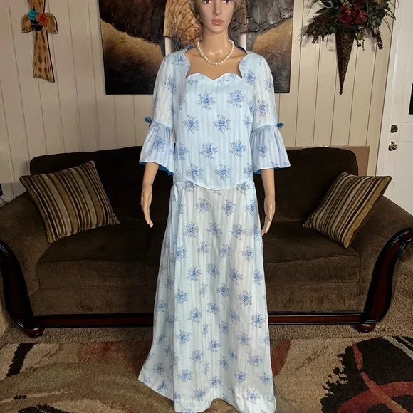 Katerina Originals ~ 2 X-Large ~ Vintage (70’s) ~ Blue Floral ~ Boho Maxi Dress - Picture 3 of 16